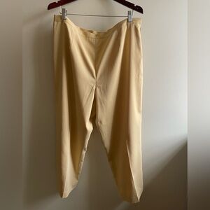 NWOT - Alfred Dunner Pants - Light Yellow / Cream - Size 18